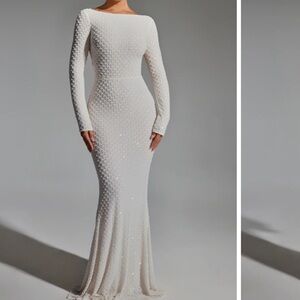 Elegant White Long Sleeve Dress